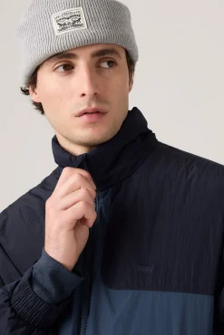 Abrigo Levis®