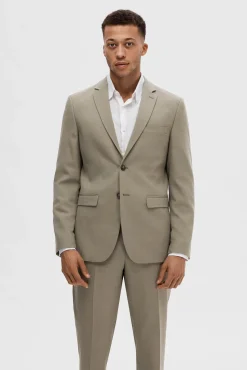 Americana de traje Slim Fit confeccionada con lana.