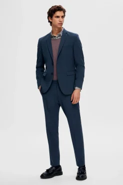 Americana Slim Fit estilo punto confeccionada con Lenzing Ecovero
