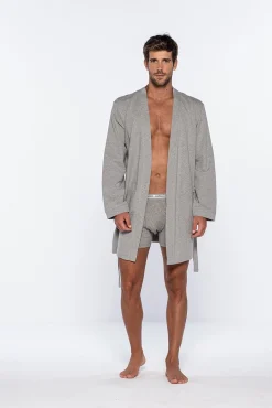 Bata corta hombre