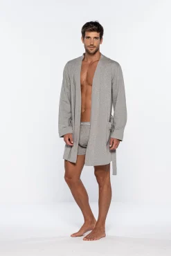 Bata corta hombre