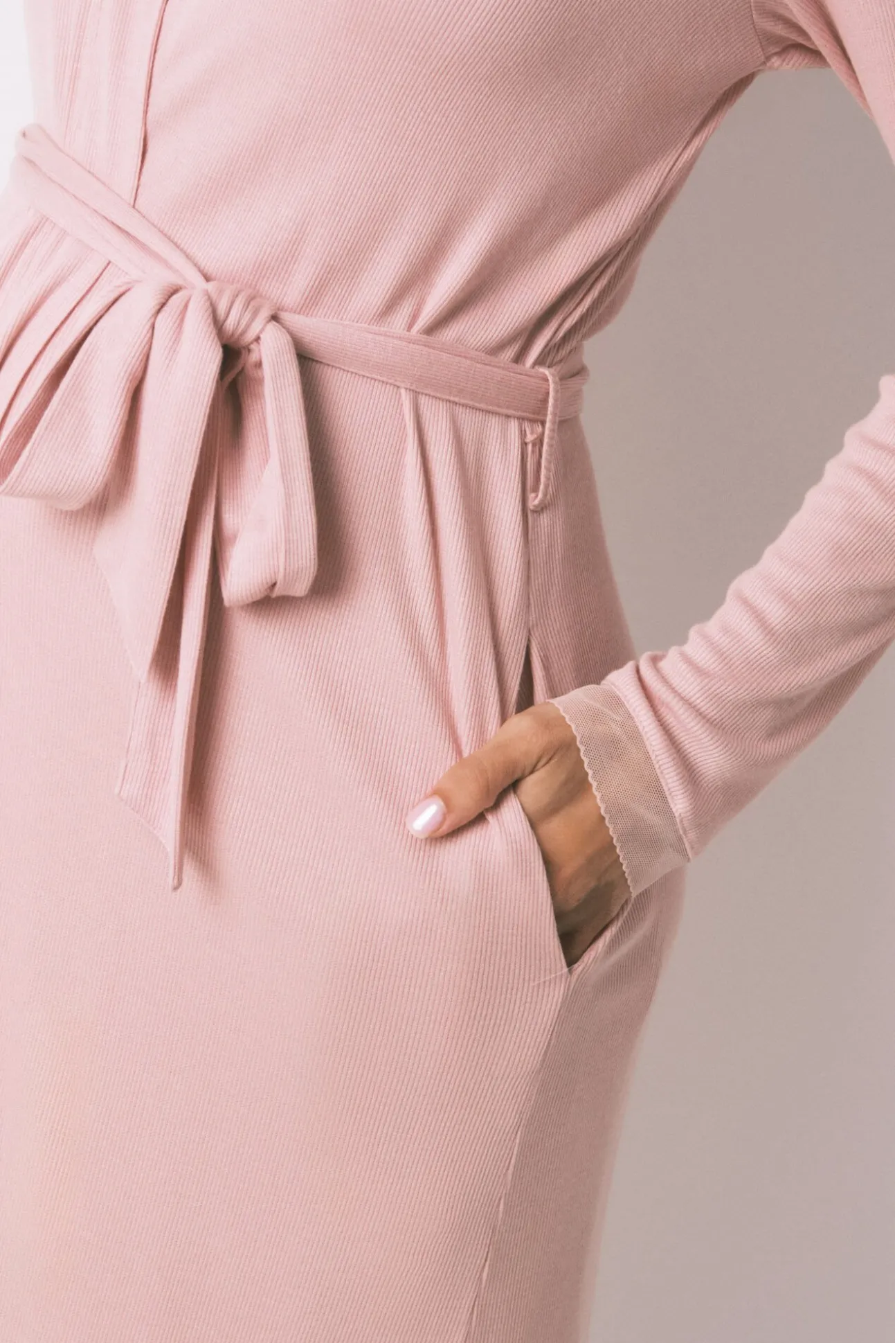 Bata larga "maternity" técnica rib rosa