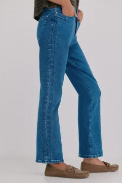 Bernadette. Vaqueros bootcut