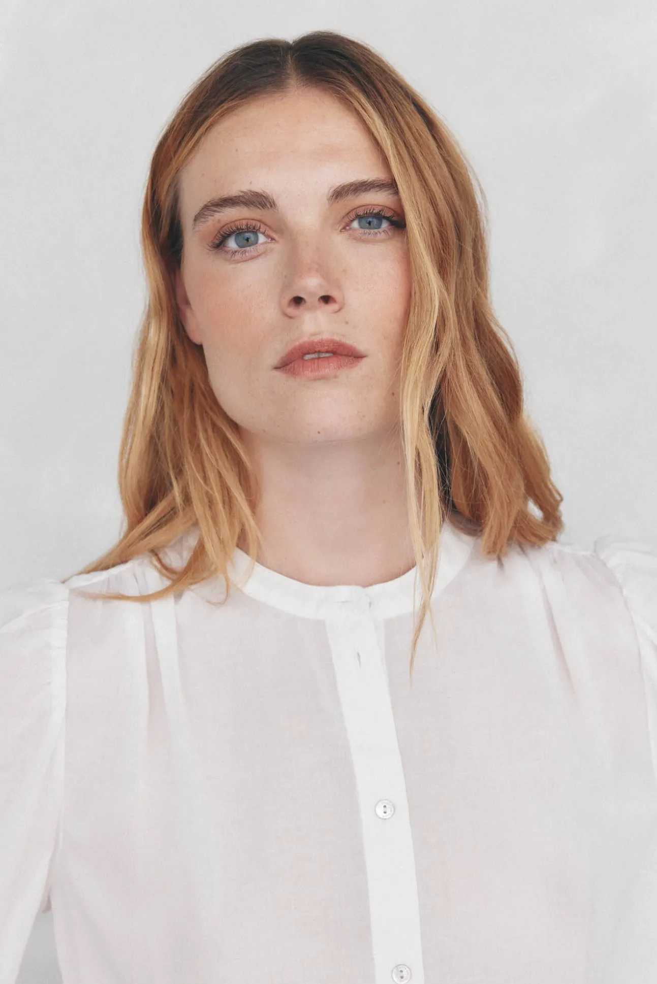 Blusa amplia lisa