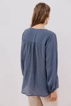 Blusa borlas