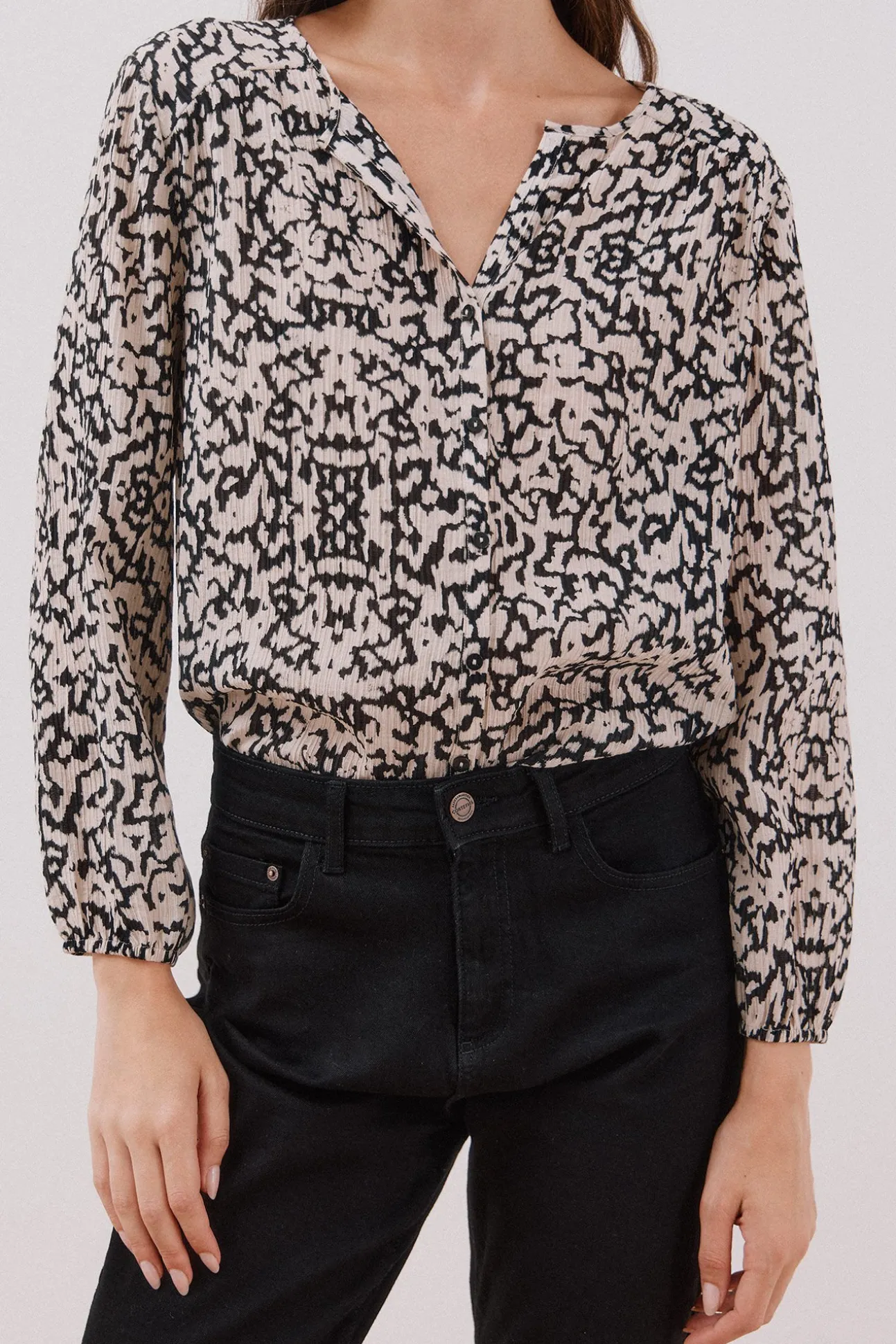 Blusa cuello redondo