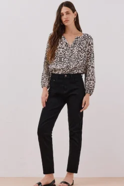 Blusa cuello redondo