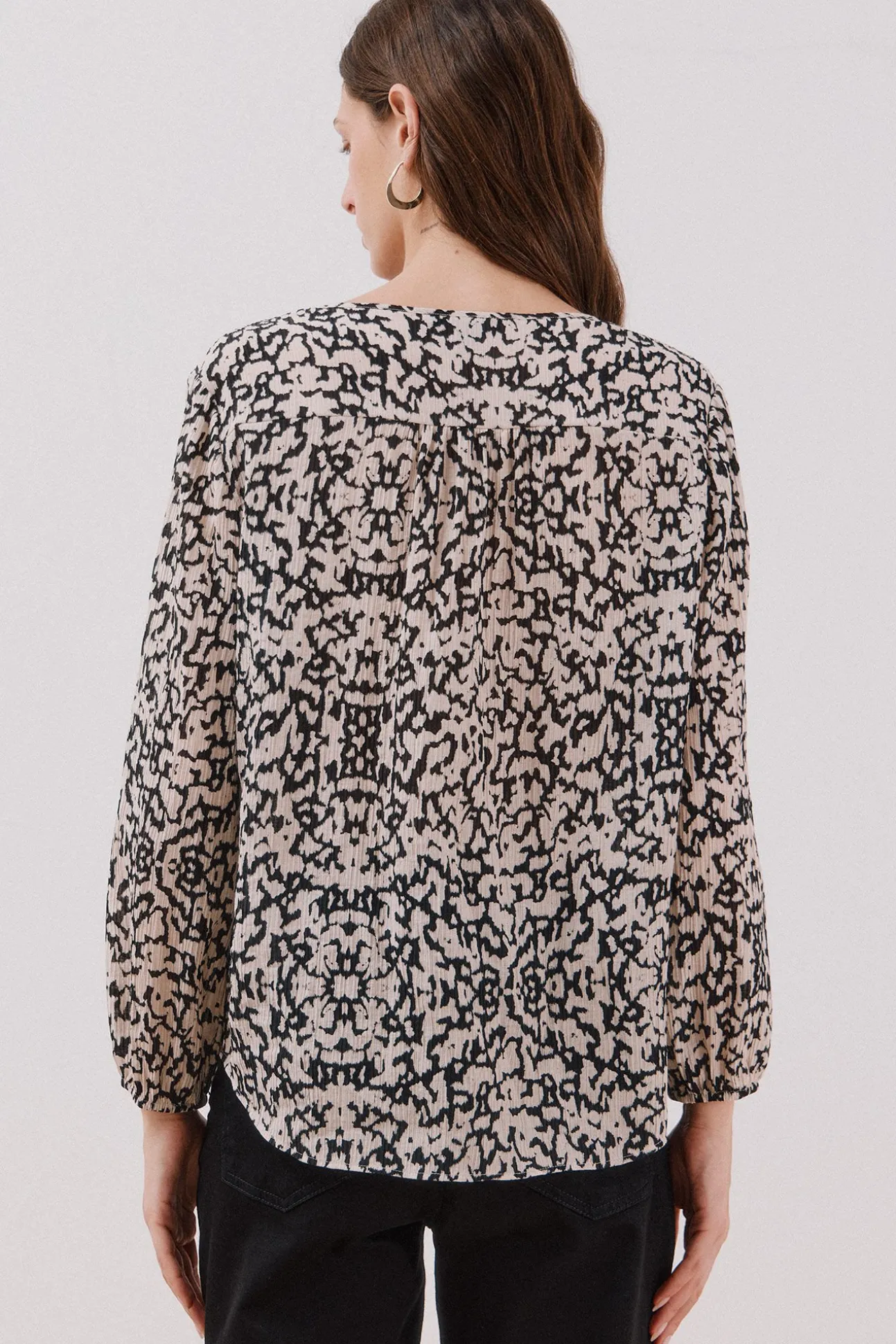 Blusa cuello redondo