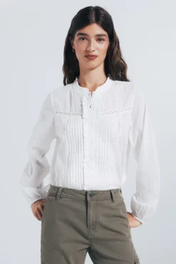 Blusa plumetti lace