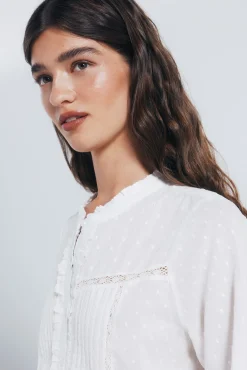 Blusa plumetti lace