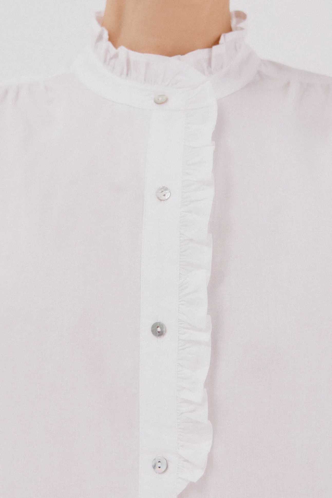 Blusa rayas cuello volantes