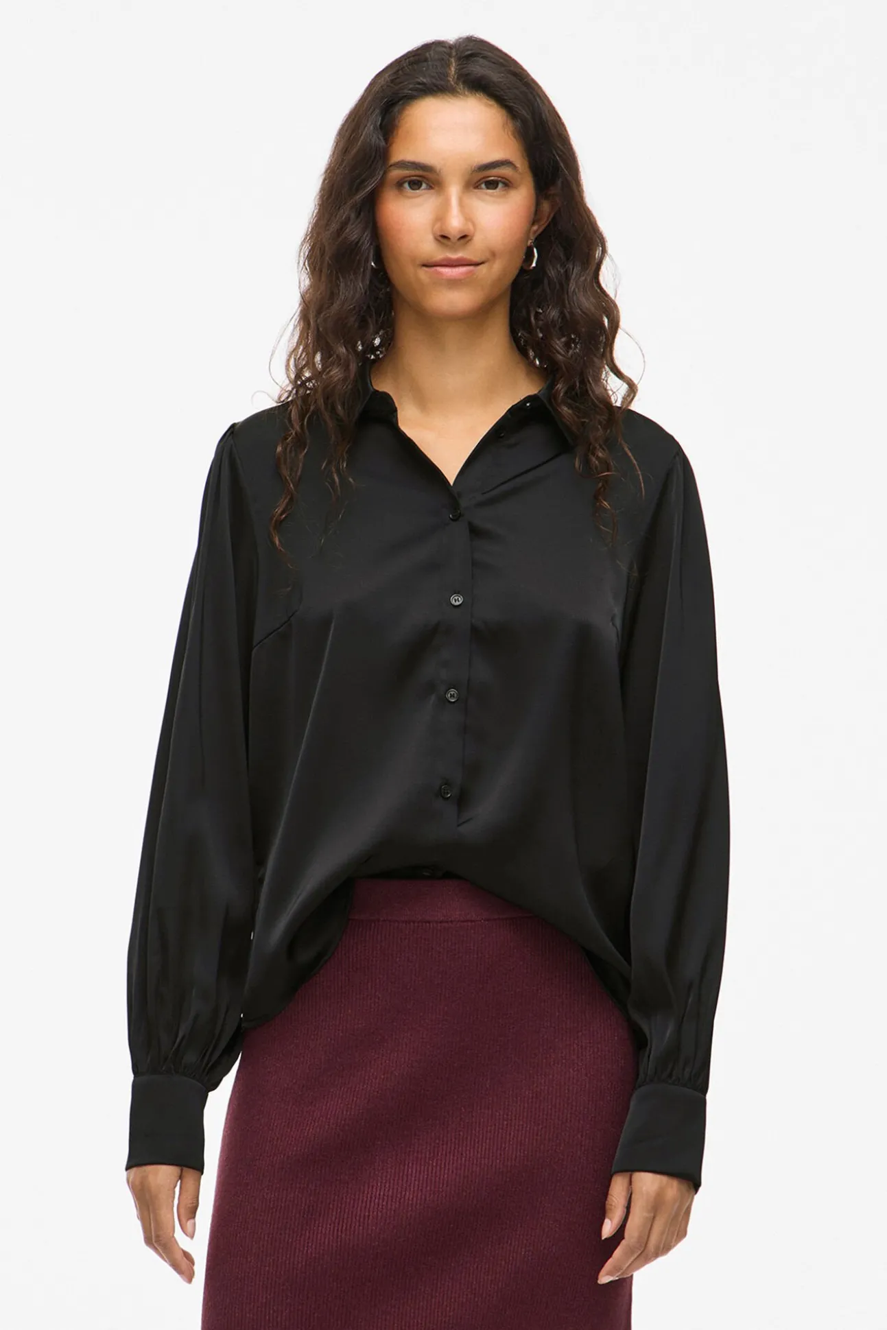 Blusa satinada de manga larga