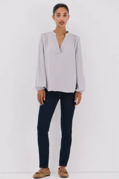 Blusa satinada fluida