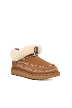Bota mujer Classic Ultra Mini Alpine