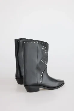 Bota piel tachas