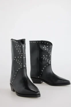 Bota piel tachas