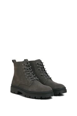 Botas suela track