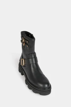 Botines biker con hebillas