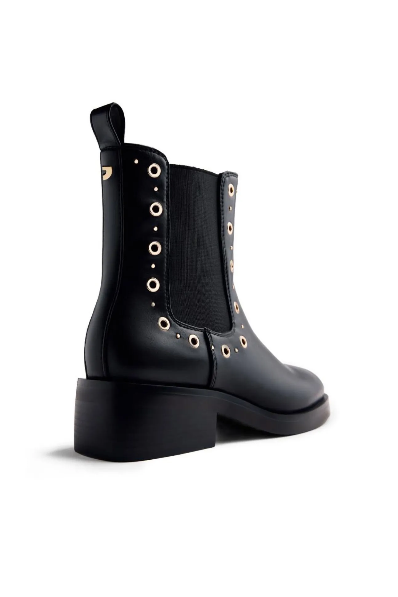 Botines chelsea tachas y ollados halma