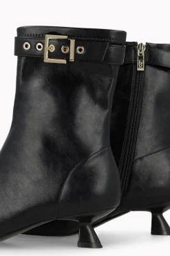 Botines efecto piel con adorno