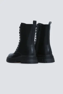 Botines militares cordones