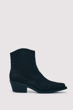 Botines negros cowboy