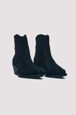 Botines negros cowboy
