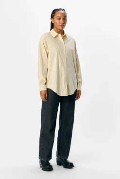 Camisa amplia rayas