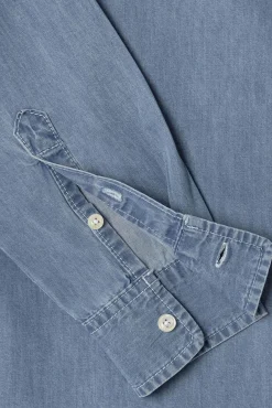 Camisa clásica entallada