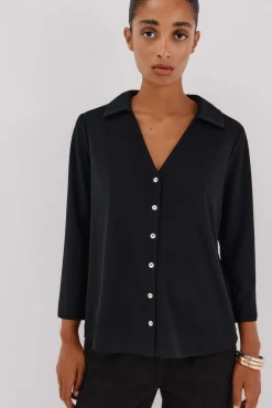 Camisa elástica botones