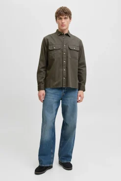 Camisa estilo sarga