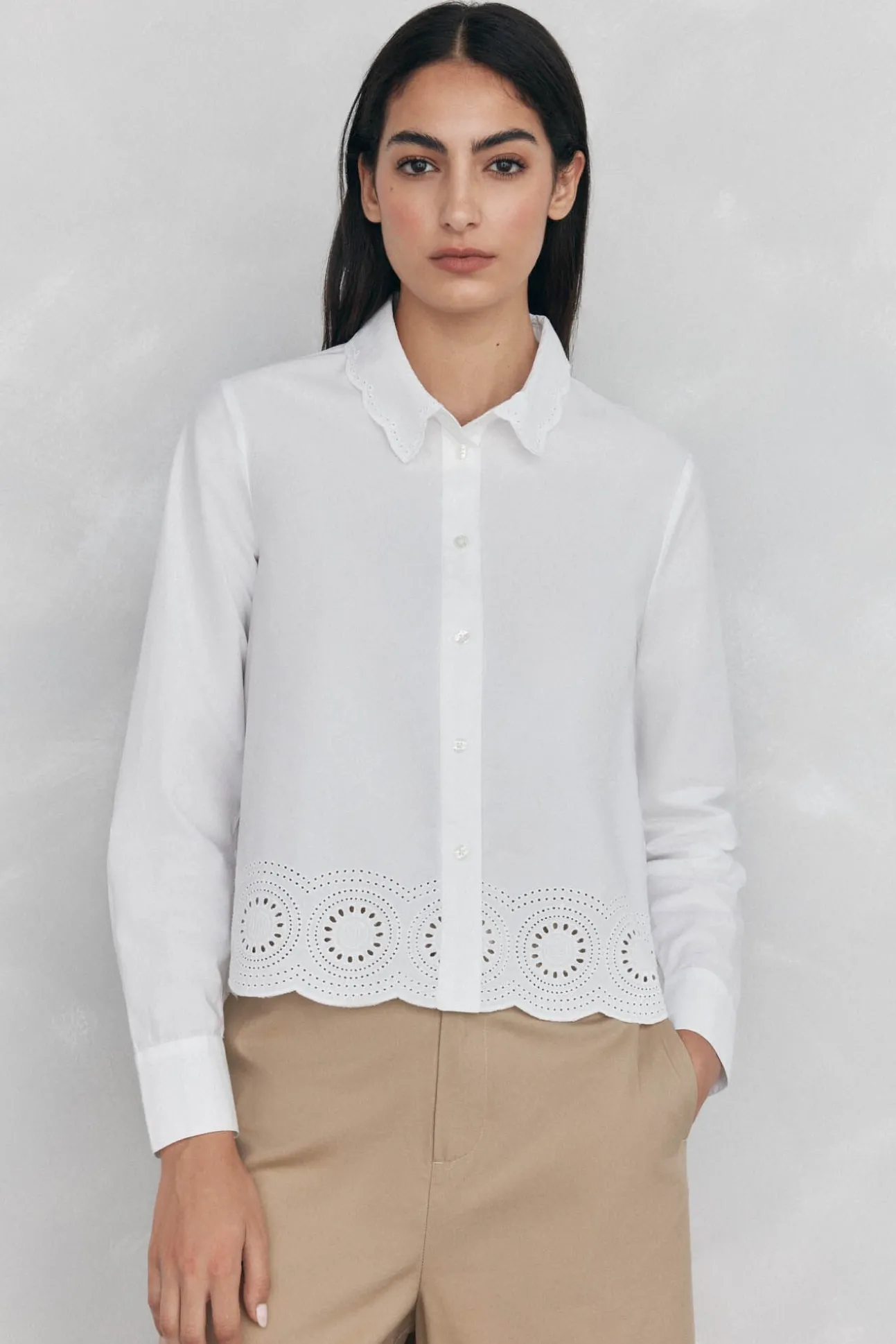 Camisa lisa bordados