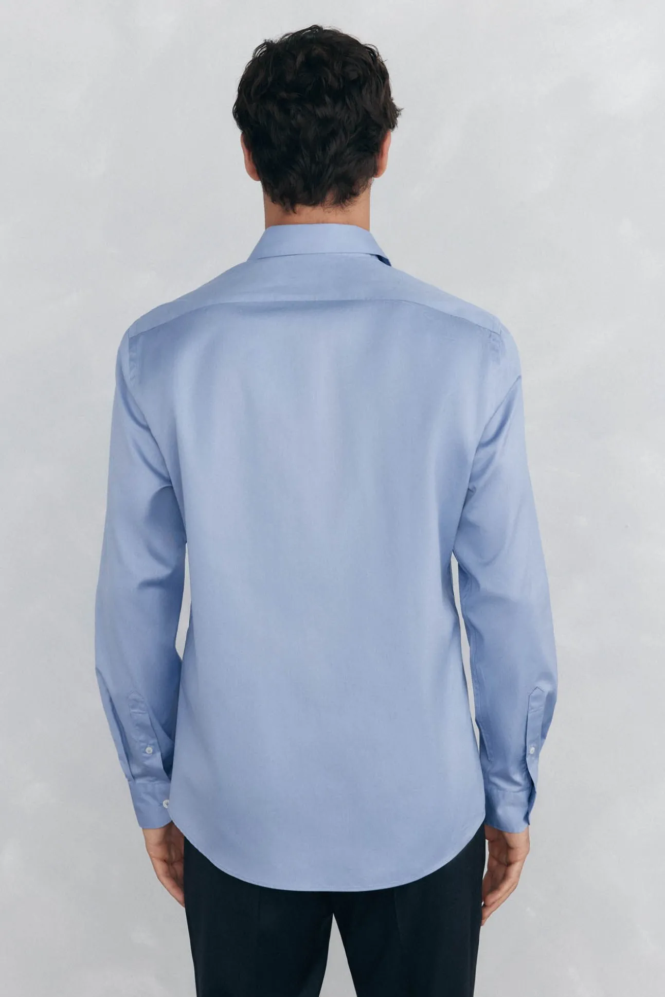 Camisa lisa twill fácil plancha + anti olor slim fit