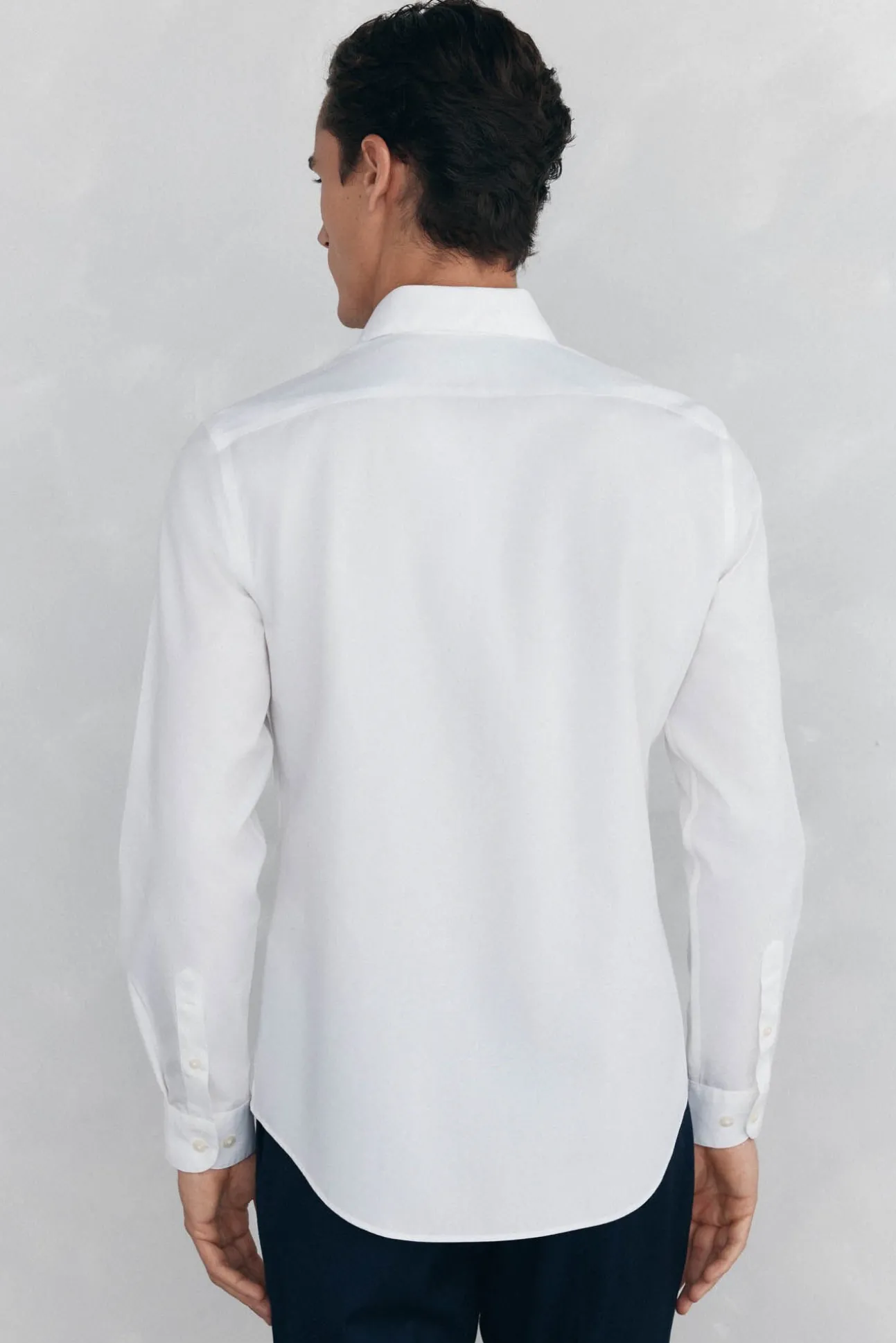 Camisa vestir lisa non iron + antimanchas slim fit