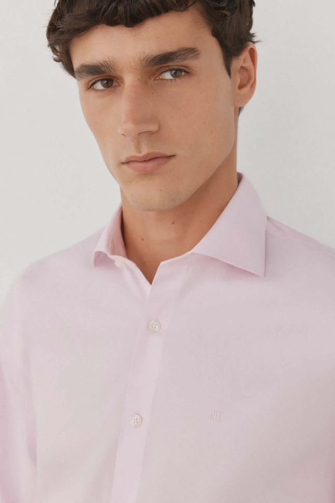 Camisa vestir lisa non iron + antimanchas