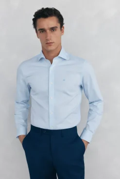 Camisa vestir lisa non iron + antimanchas slim fit