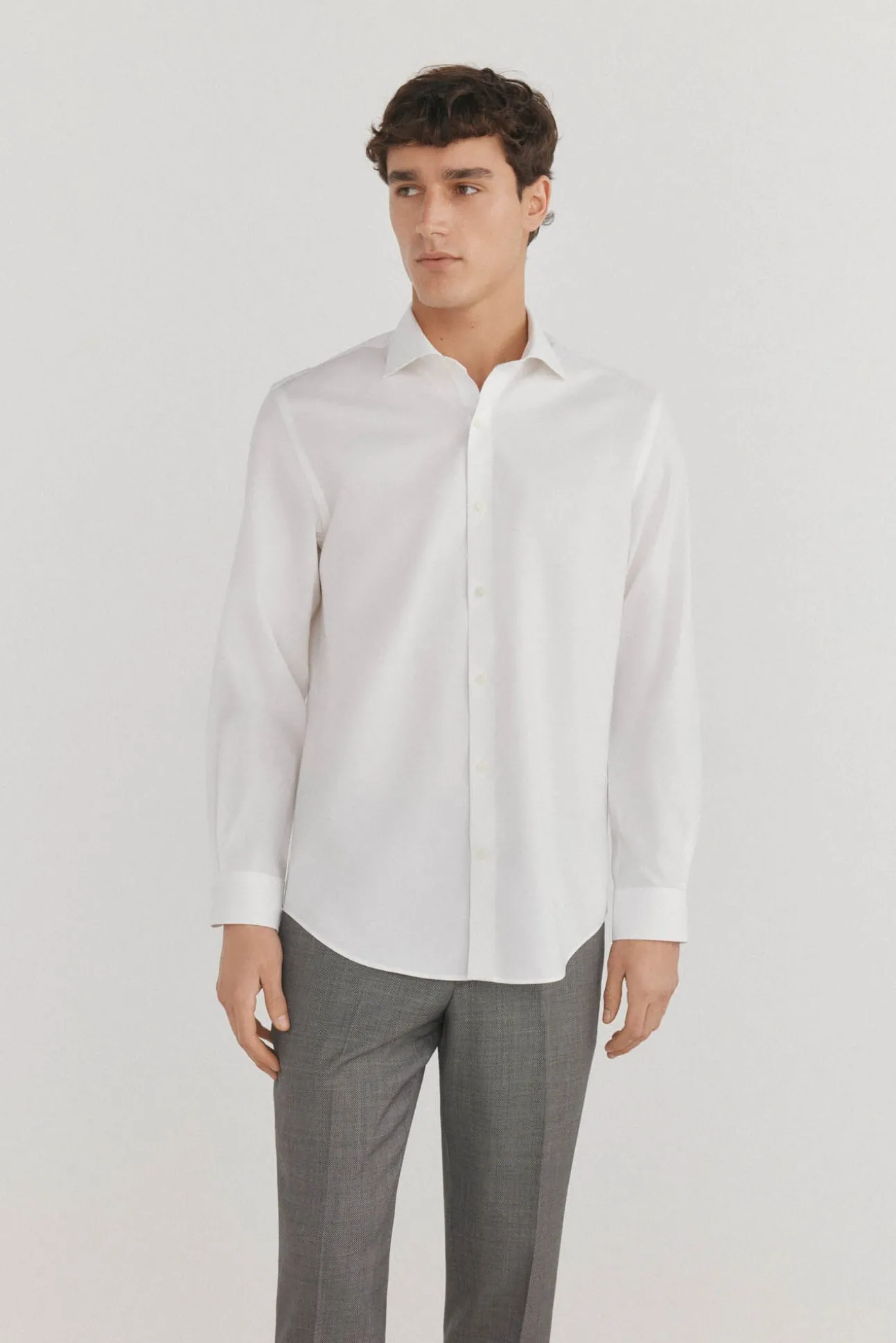Camisa vestir lisa non iron + antimanchas