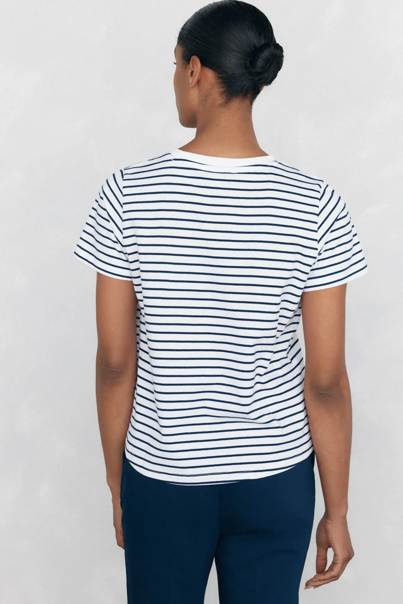 Camiseta bolsillo cadena