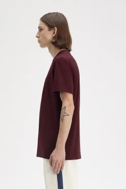 Camiseta bordada