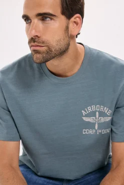 Camiseta básica con estampado frontal