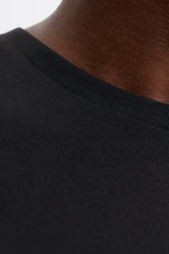 Camiseta básica con logo