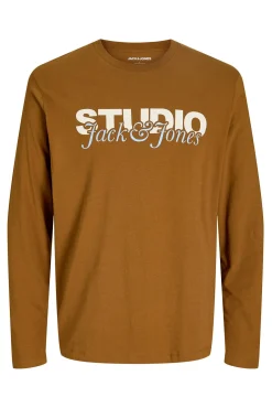 Camiseta de manga studio