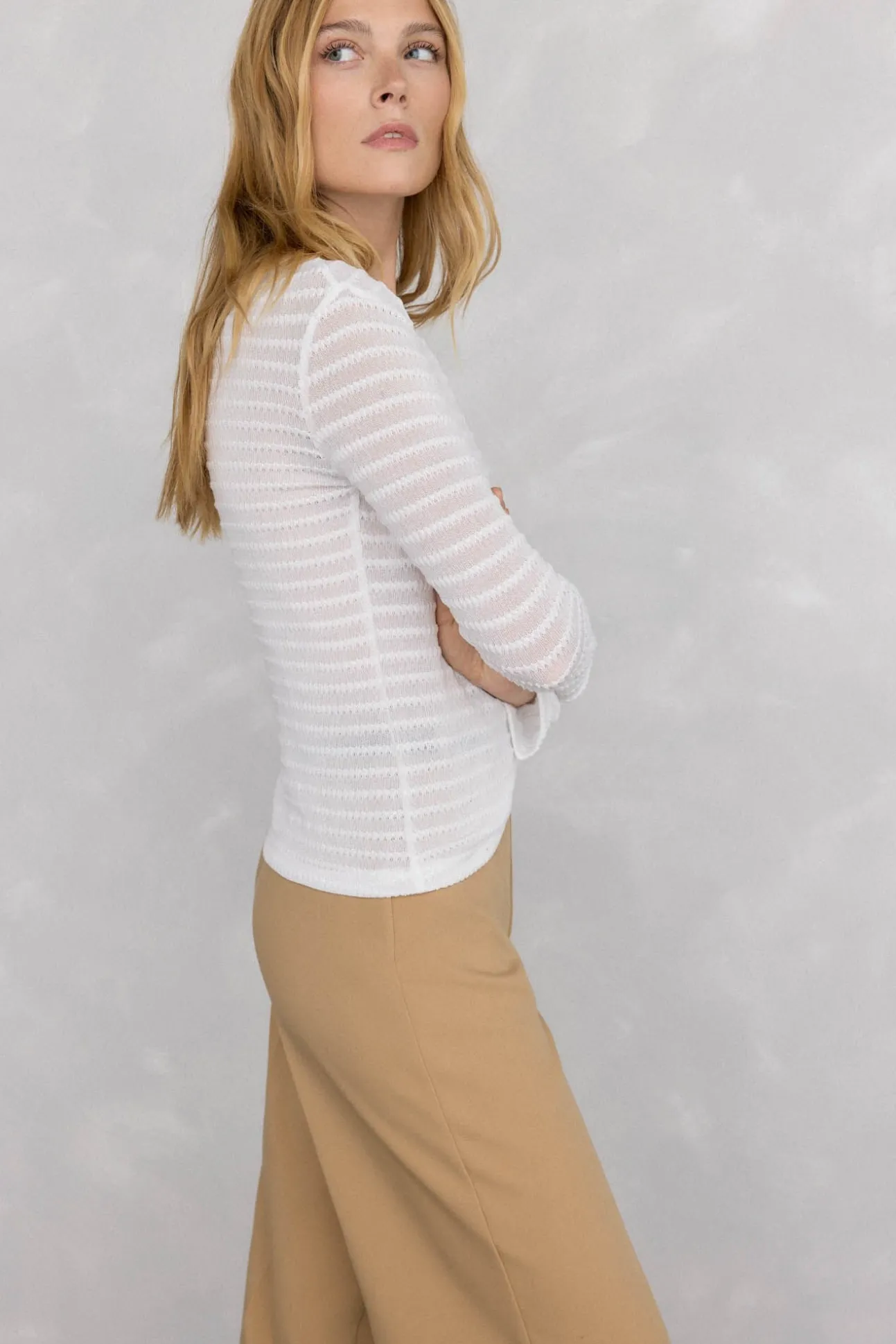 Camiseta fruncida estructura