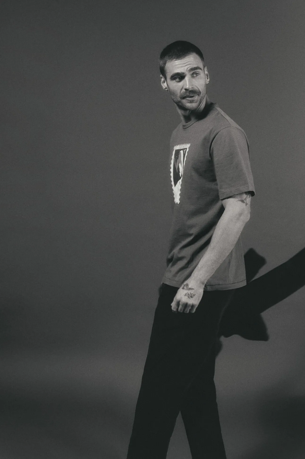 Camiseta gráfica lavada