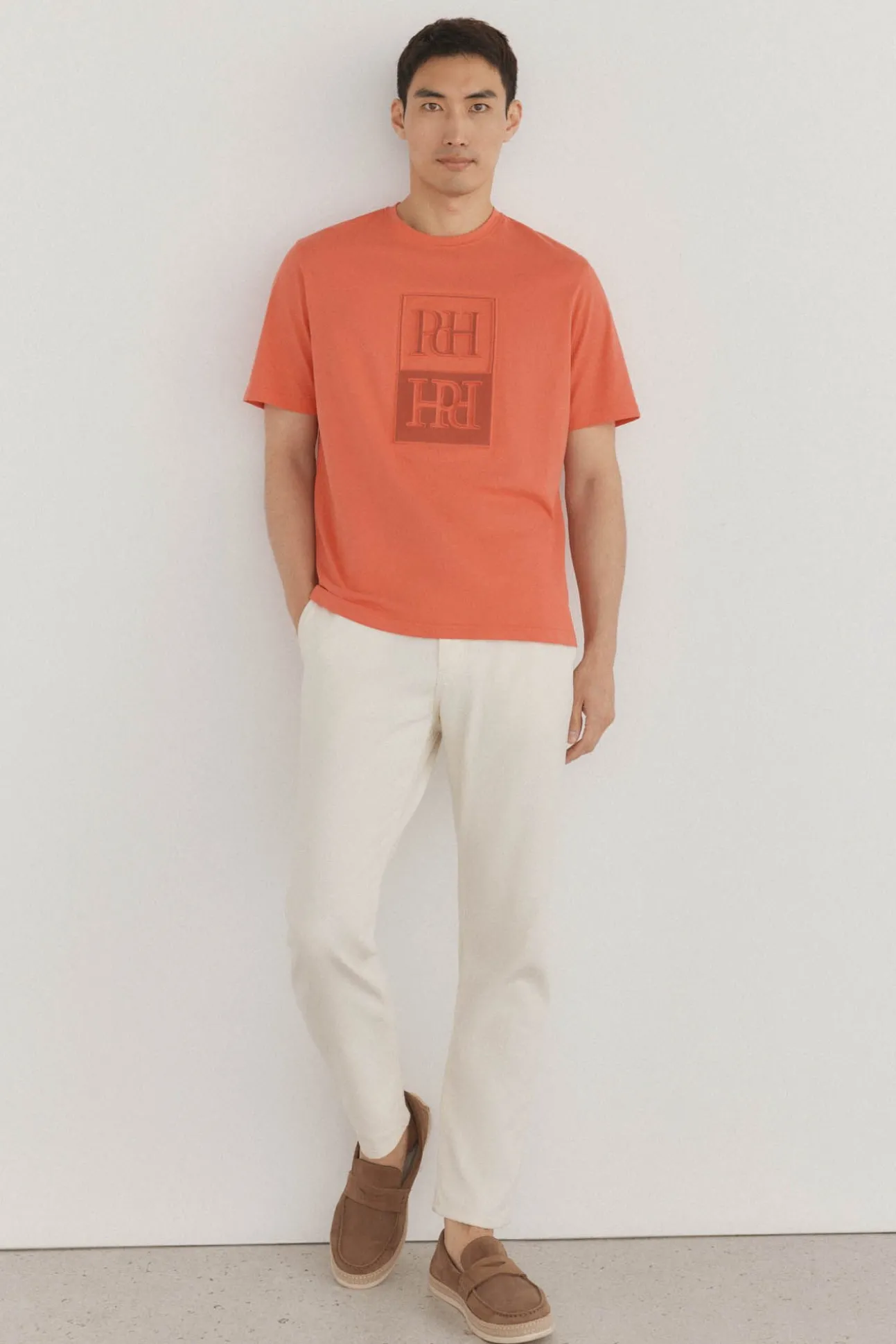 Camiseta logo relieve