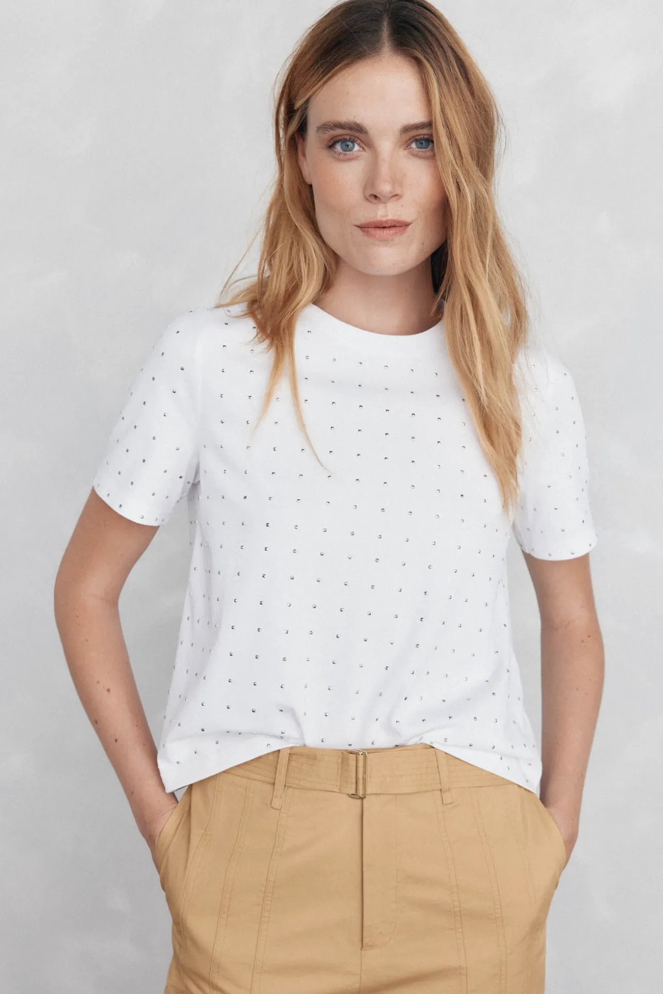 Camiseta mini tachuelas