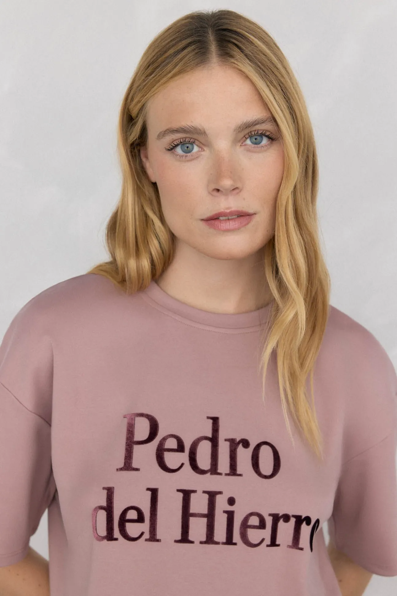 Camiseta oversize activewear logo