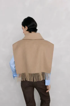 Capa midi flecos