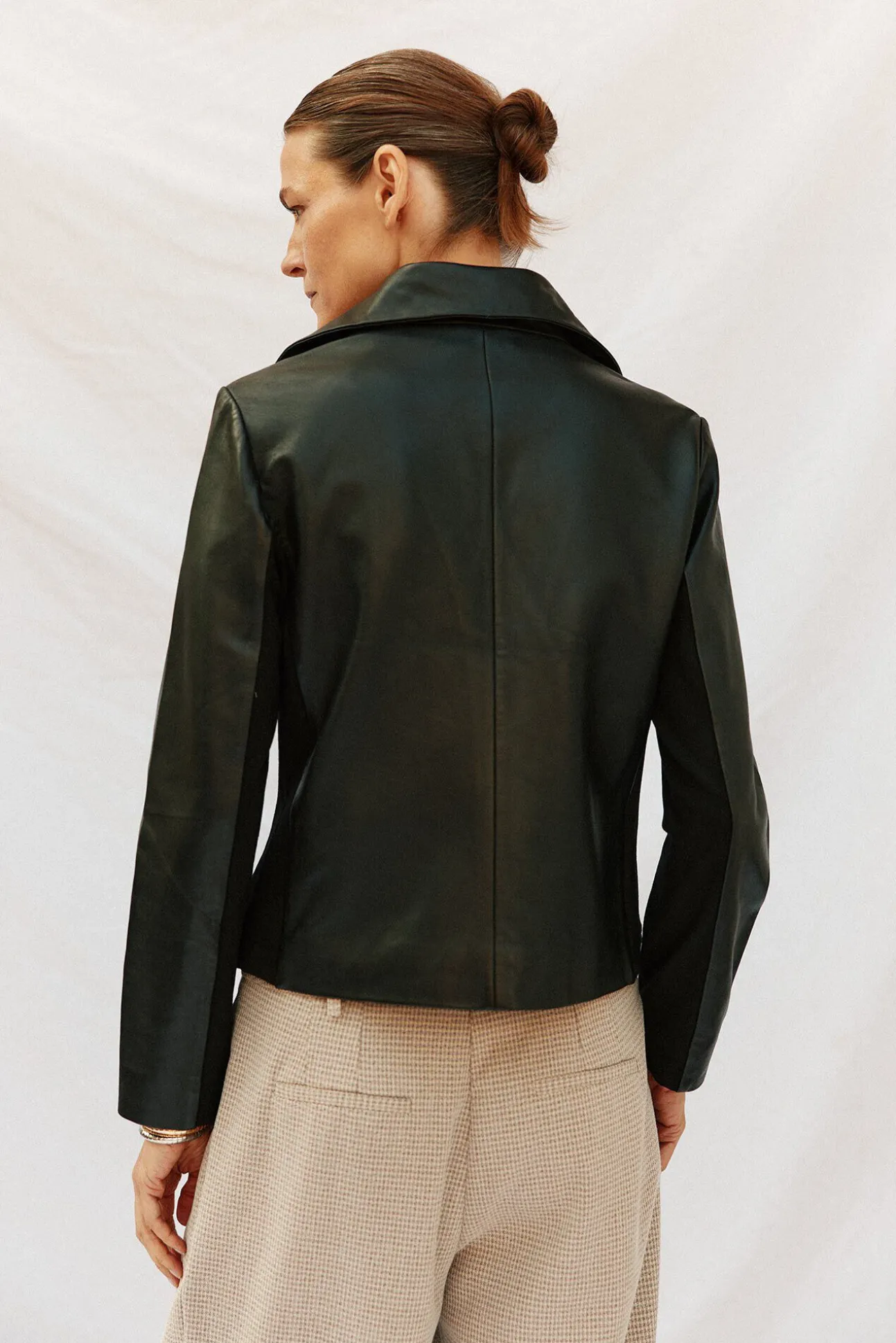 Cazadora de piel biker