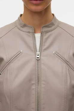 Cazadora efecto piel cuello Perkins